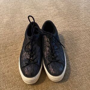 Converse platform sneakers